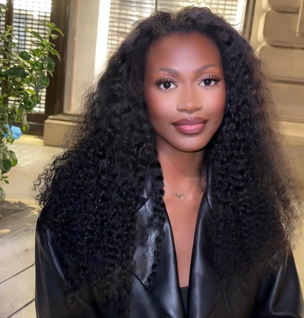 U-Part Wig (Curly) Virgin hair